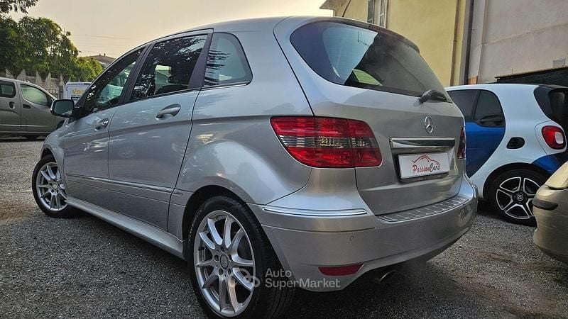Usata Mercedes B160 95 CV (69 kW) 2009 Other Monovolume