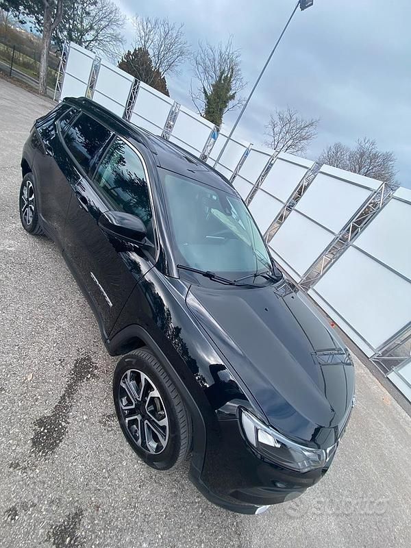 Usata Jeep Compass Limited 130 CV (95 kW) 2022 Nero SUV