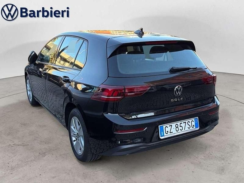 Usata VW Golf VIII Life 116 CV (85 kW) 2025 Nero Berlina