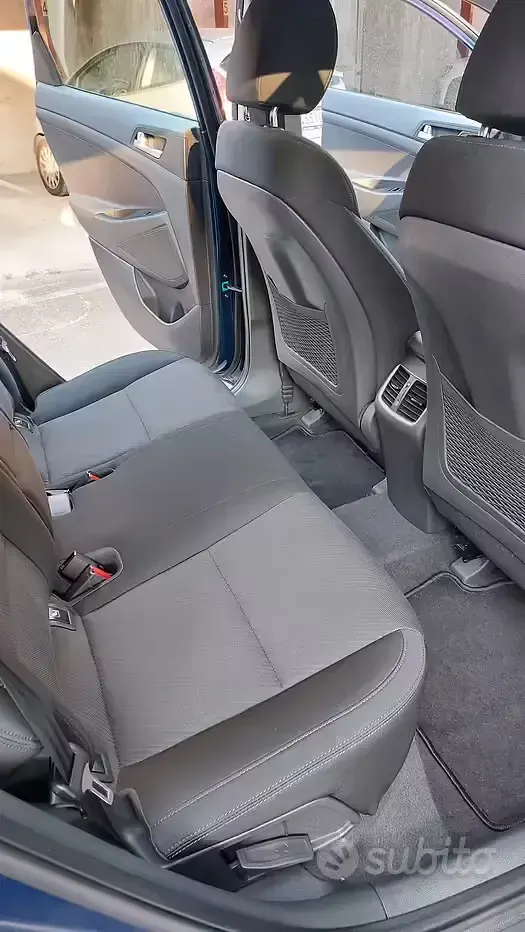 Usata Hyundai Tucson 116 CV (85 kW) 2019 Bluazzurro SUV