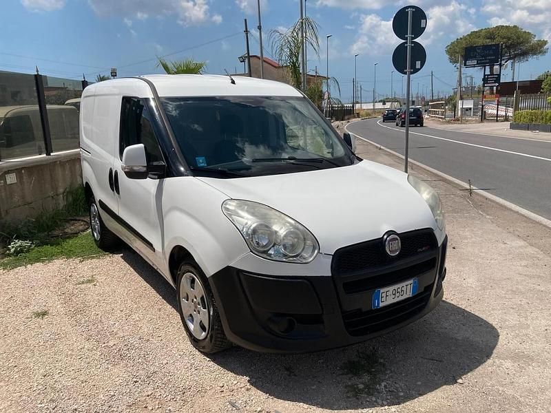 Usata Fiat Doblò 89 CV (65 kW) 2011 Bianco Monovolume