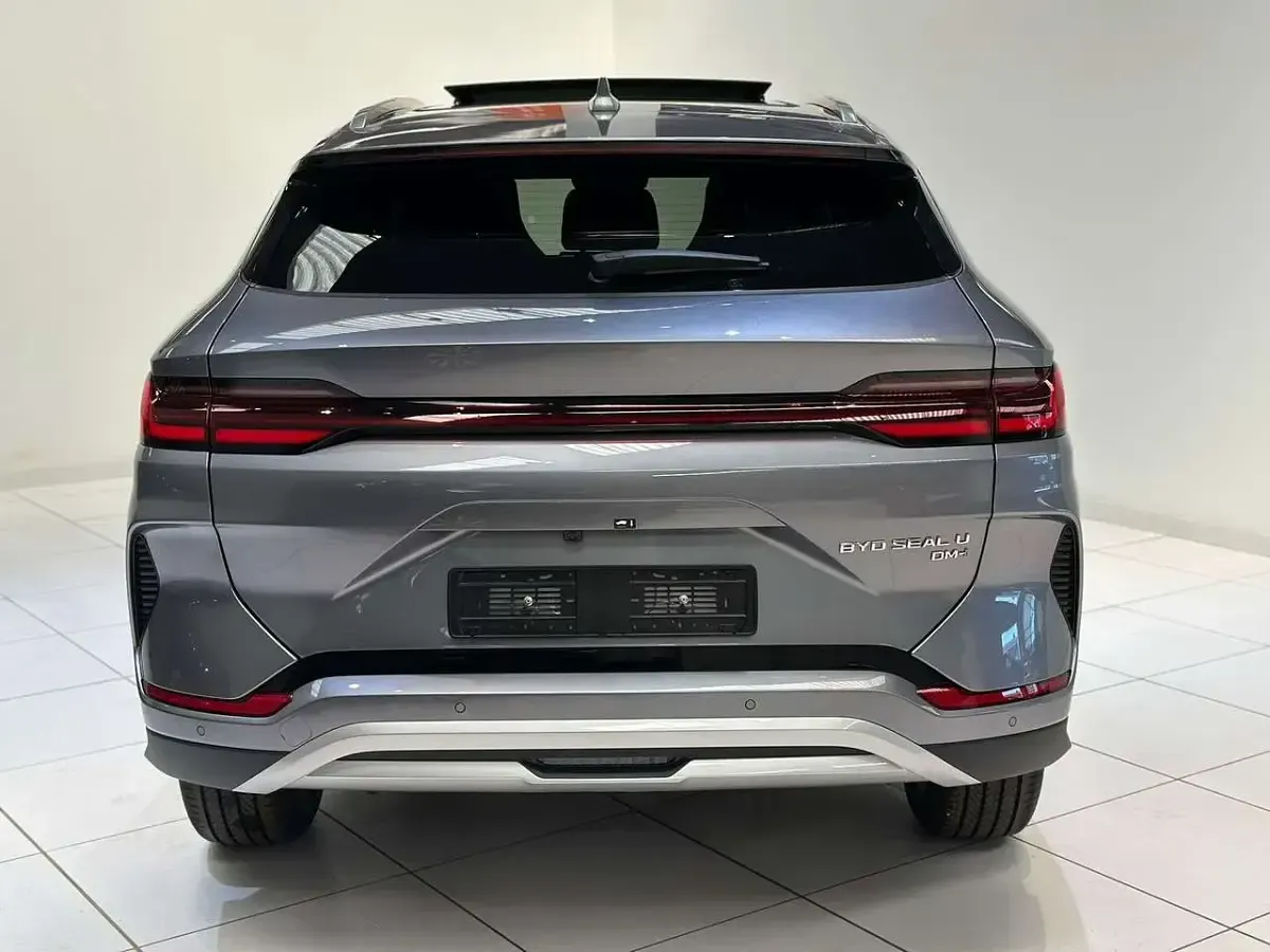 Nuova BYD Seal U Boost 218 CV (160 kW) 2025 Blu/azzurro SUV