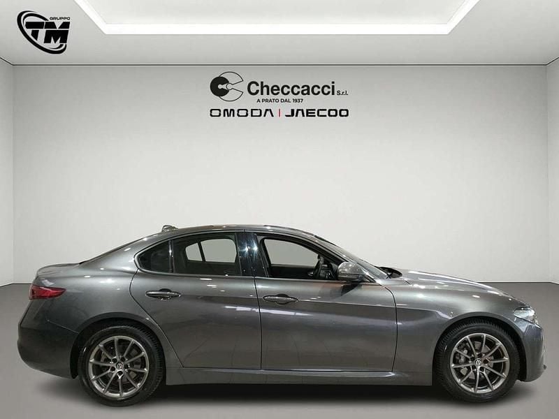 Occasion Alfa Romeo Giulia Business 160 ch (117 kW) 2021 Gris Berline