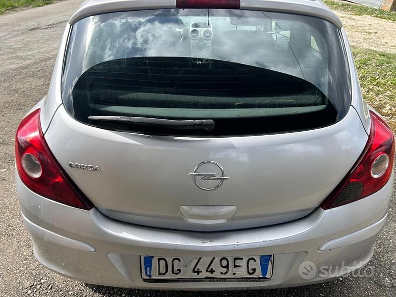 Usata Opel Corsa Enjoy 60 CV (44 kW) 2007 Grigio Utilitaria