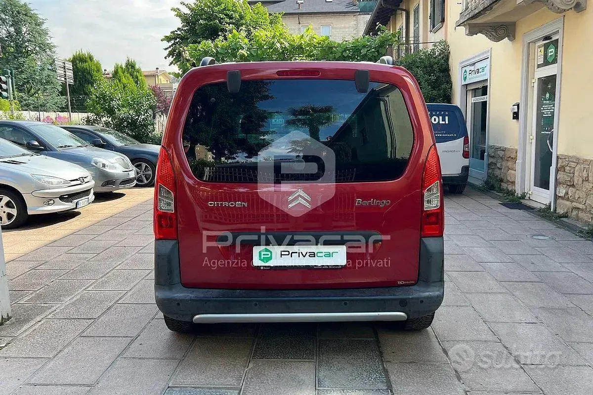 Usata Citroën Berlingo XTR 111 CV (81 kW) 2011 Rosso Monovolume