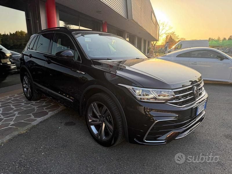 Brugt VW Tiguan R-line 200 HK (147 kW) 2023 Sort SUV