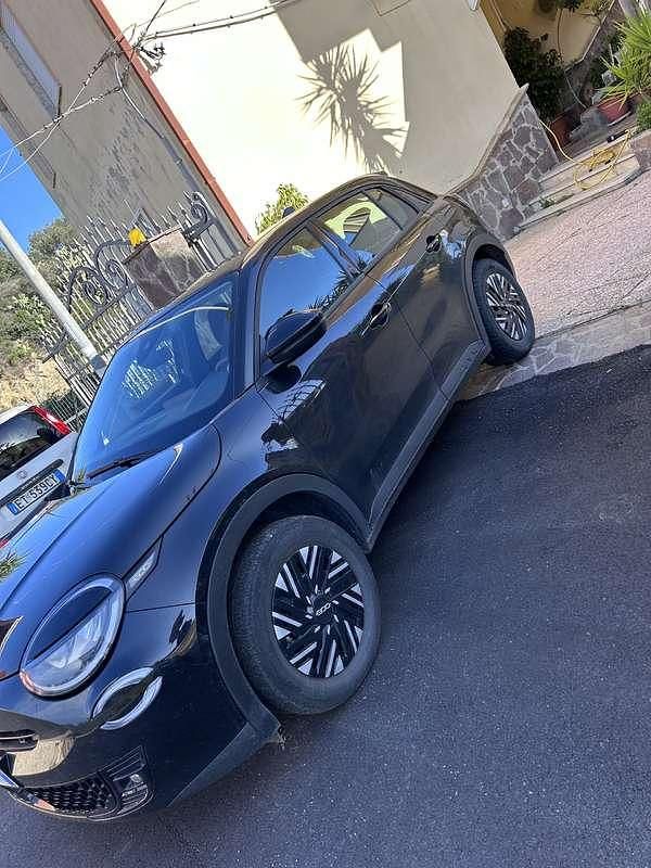 Usata Fiat 600 Red 61 kW (84 CV) 2024 Nero SUV