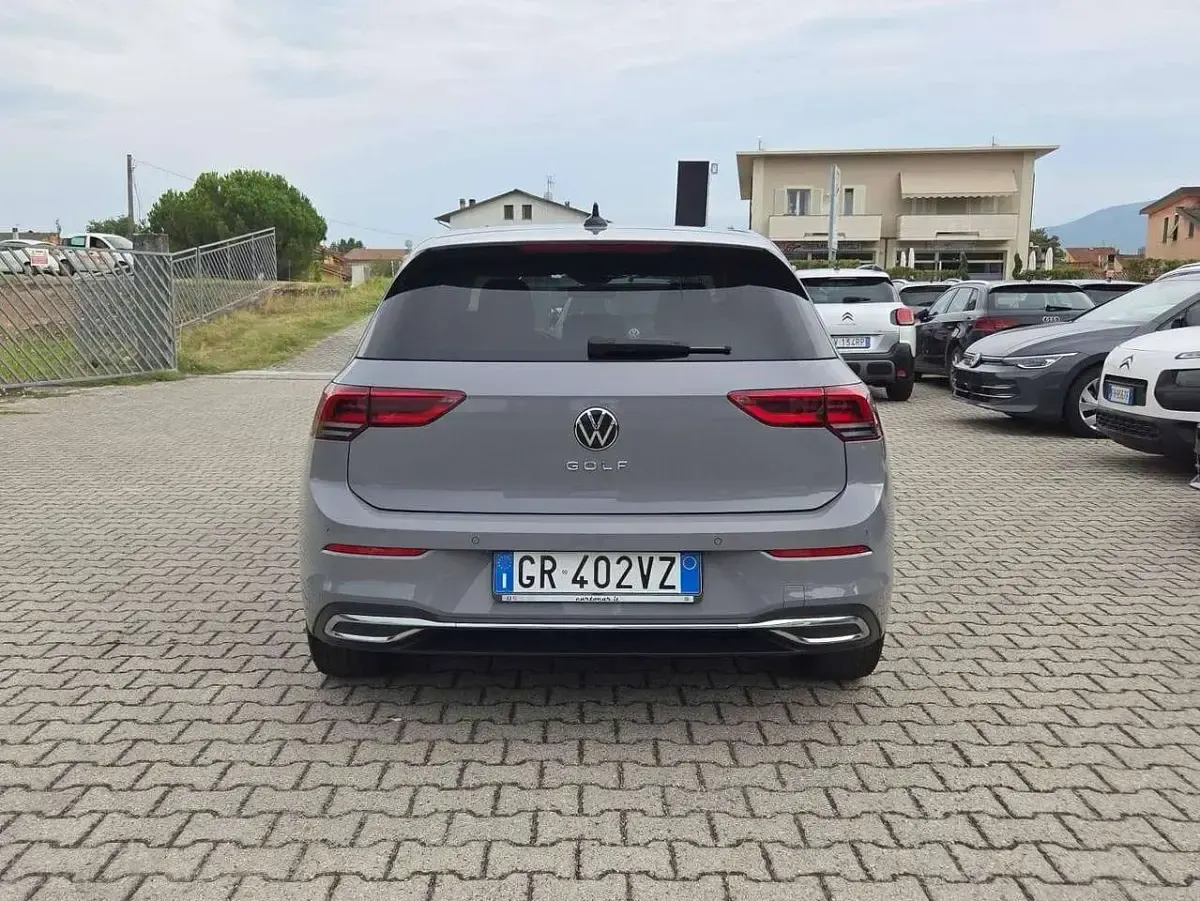 Usata VW Golf VIII Style 150 CV (110 kW) 2022 Grigio Berlina