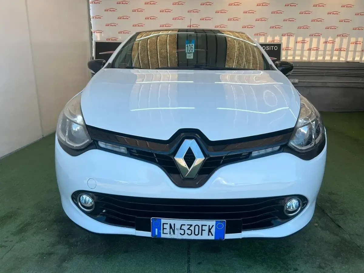 Usata Renault Clio IV 72 CV (52 kW) 2014 Bianco Berlina