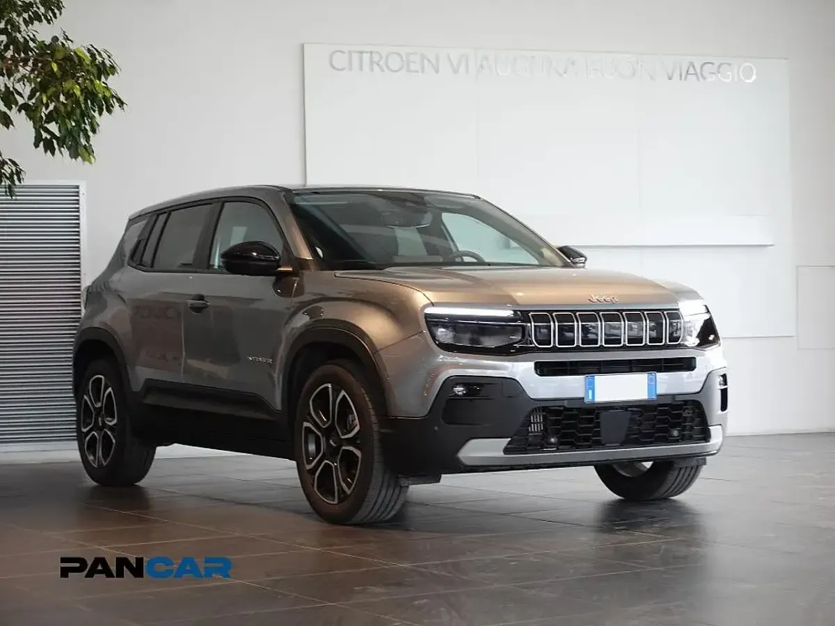 Usata Jeep Avenger Summit 101 CV (74 kW) 2025 SUV