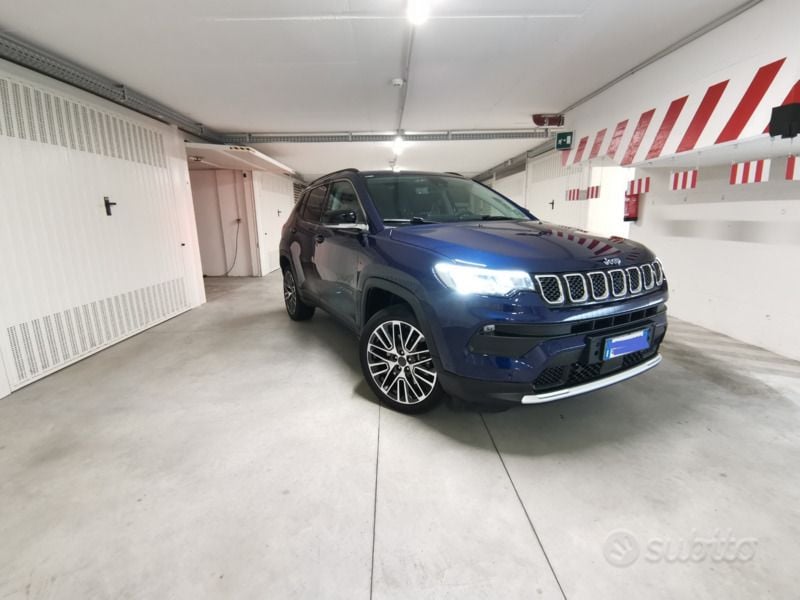 Blu Usata 2021 Jeep Compass SUV | 24.000 € (Cara) - Immagine 1/4