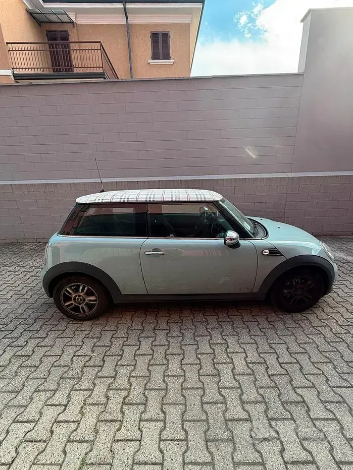 Usata Mini Cooper 75 CV (55 kW) 2011 Utilitaria