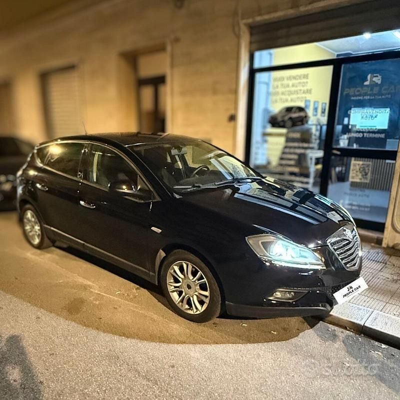 Nero Usata 2011 Lancia Delta Silver Utilitaria | 5600 € (Buon prezzo) - Immagine 1/4