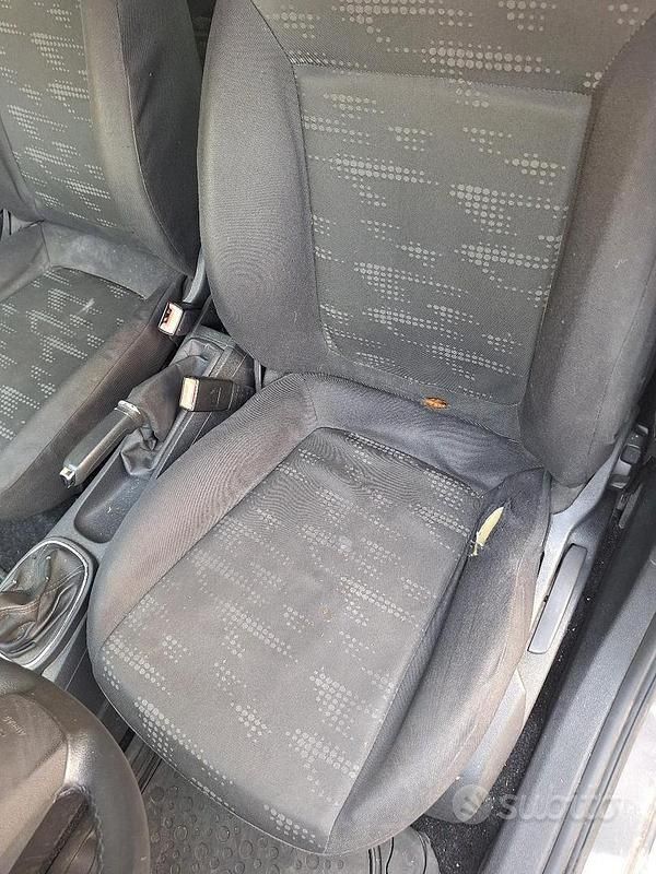 Usata Opel Corsa 95 CV (69 kW) 2011 Grigio Utilitaria