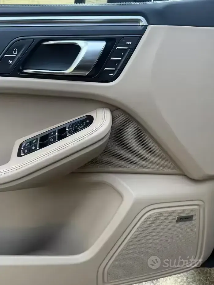 Usata Porsche Macan 441 CV (324 kW) 2022 Blu SUV