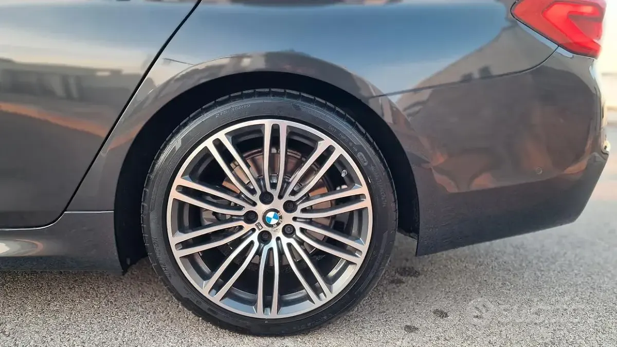 Usata BMW 520 M Sport 190 CV (139 kW) 2018 Grigio Station wagon