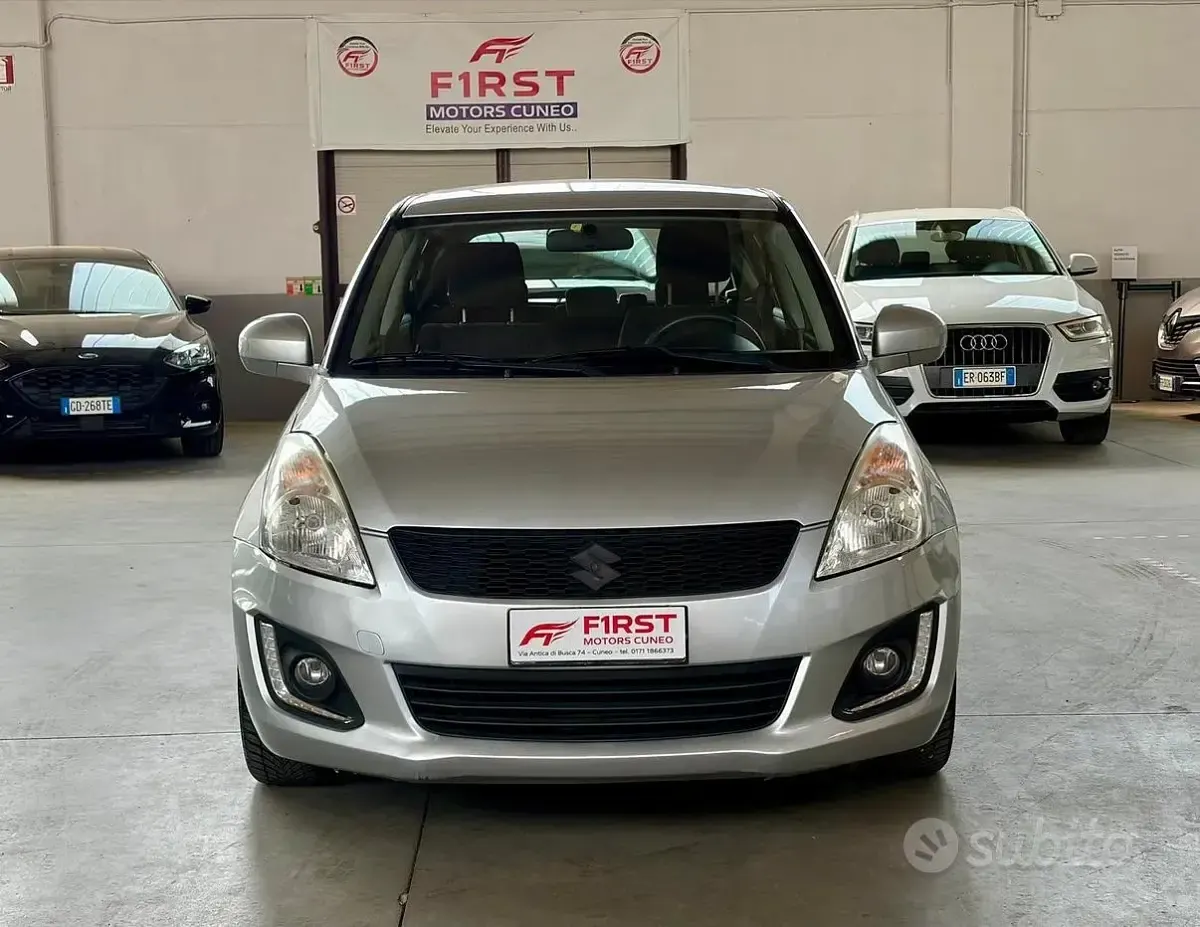 Usata Suzuki Swift 75 CV (55 kW) 2016 Grigio Utilitaria