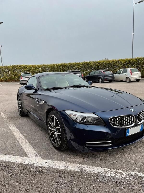 Usata BMW Z4 204 CV (150 kW) 2010 Blu Cabrio