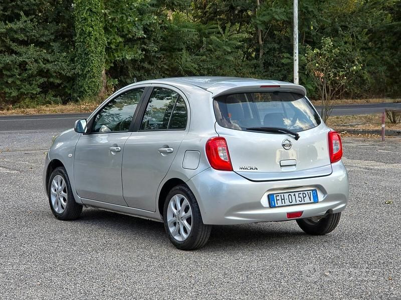 Usata Nissan Micra Acenta 80 CV (58 kW) 2017 Argento Utilitaria