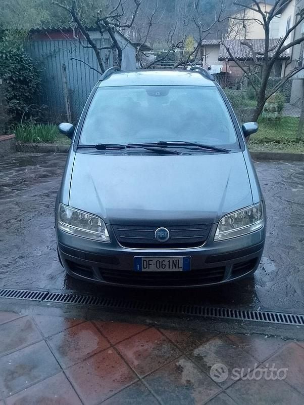 Usata Fiat Idea 90 CV (66 kW) 2007 Monovolume