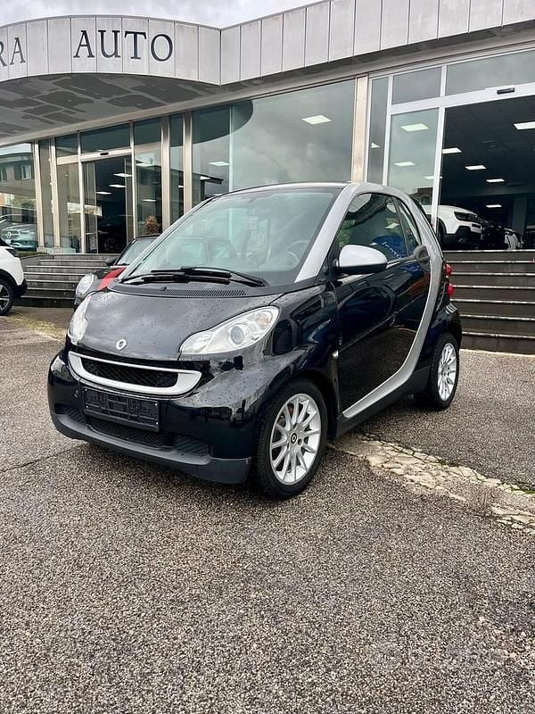 Nero Usata 2009 Smart ForTwo Coupé Passion Coupé | 5800 € (Buon prezzo) - Immagine 1/4