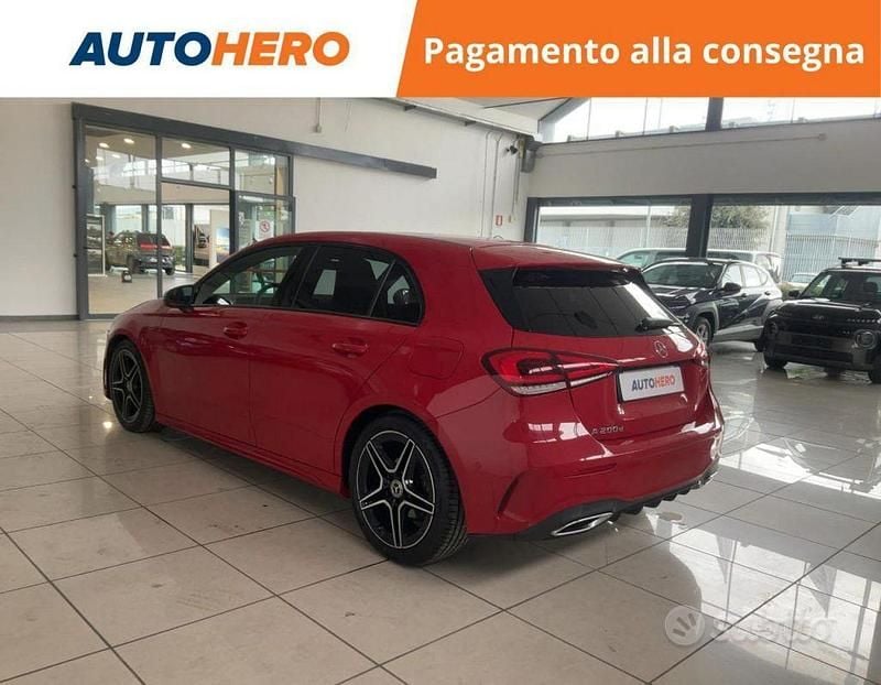 Usata Mercedes A200 Premium 150 CV (110 kW) 2019 Rosso Berlina