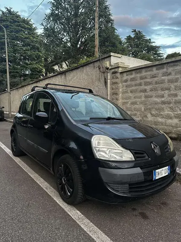Usata Renault Grand Modus 68 CV (50 kW) 2008 Nero Monovolume