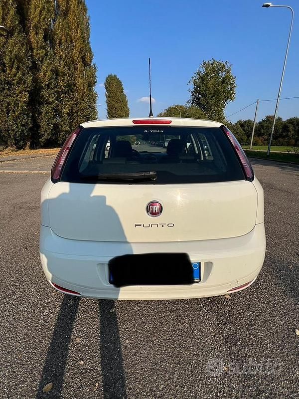 Usata Fiat Punto 2013 Bianco Berlina