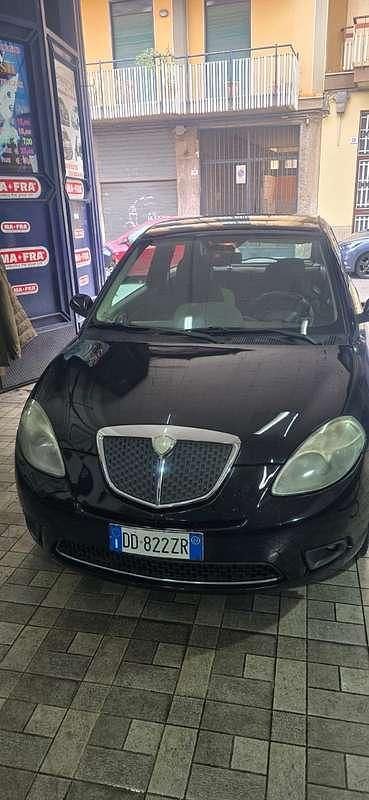 Usata Lancia Ypsilon 90 CV (66 kW) 2007 Utilitaria