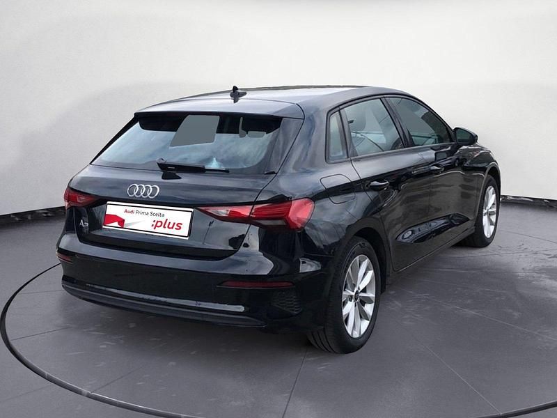 Usata Audi A3 Sportback Business 116 CV (85 kW) 2023 Nero Utilitaria