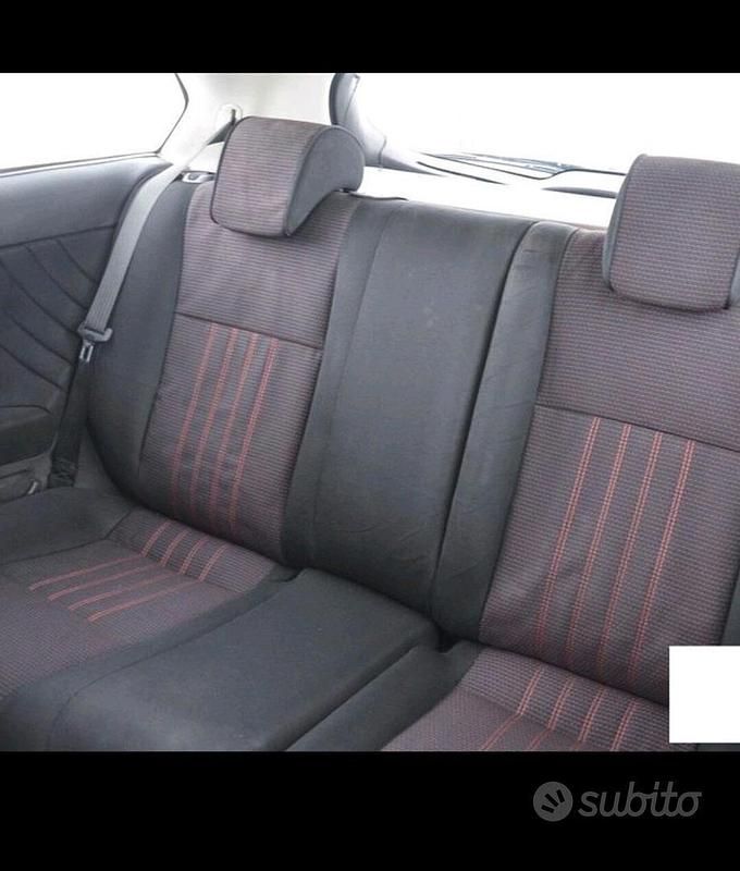 Usata Alfa Romeo 147 120 CV (88 kW) 2008 Grigio Utilitaria