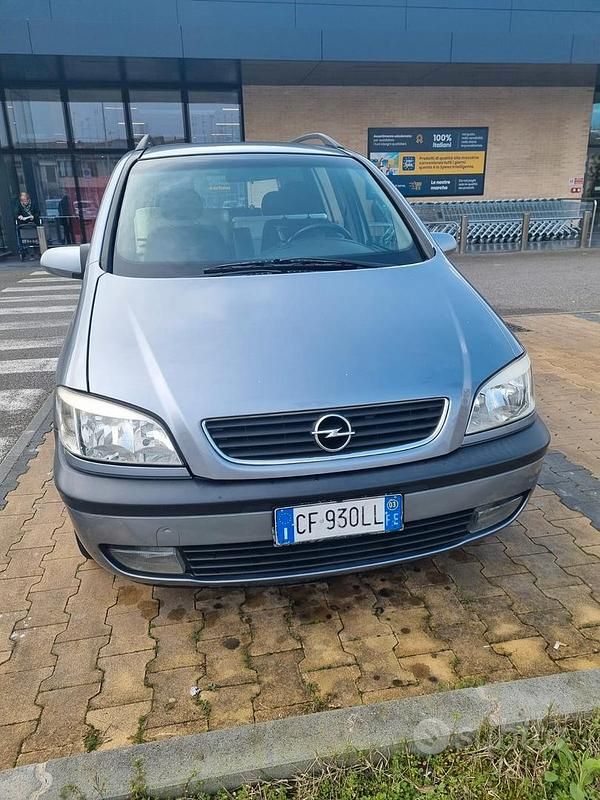 Usata Opel Zafira Eco 97 CV (71 kW) 2003 Monovolume