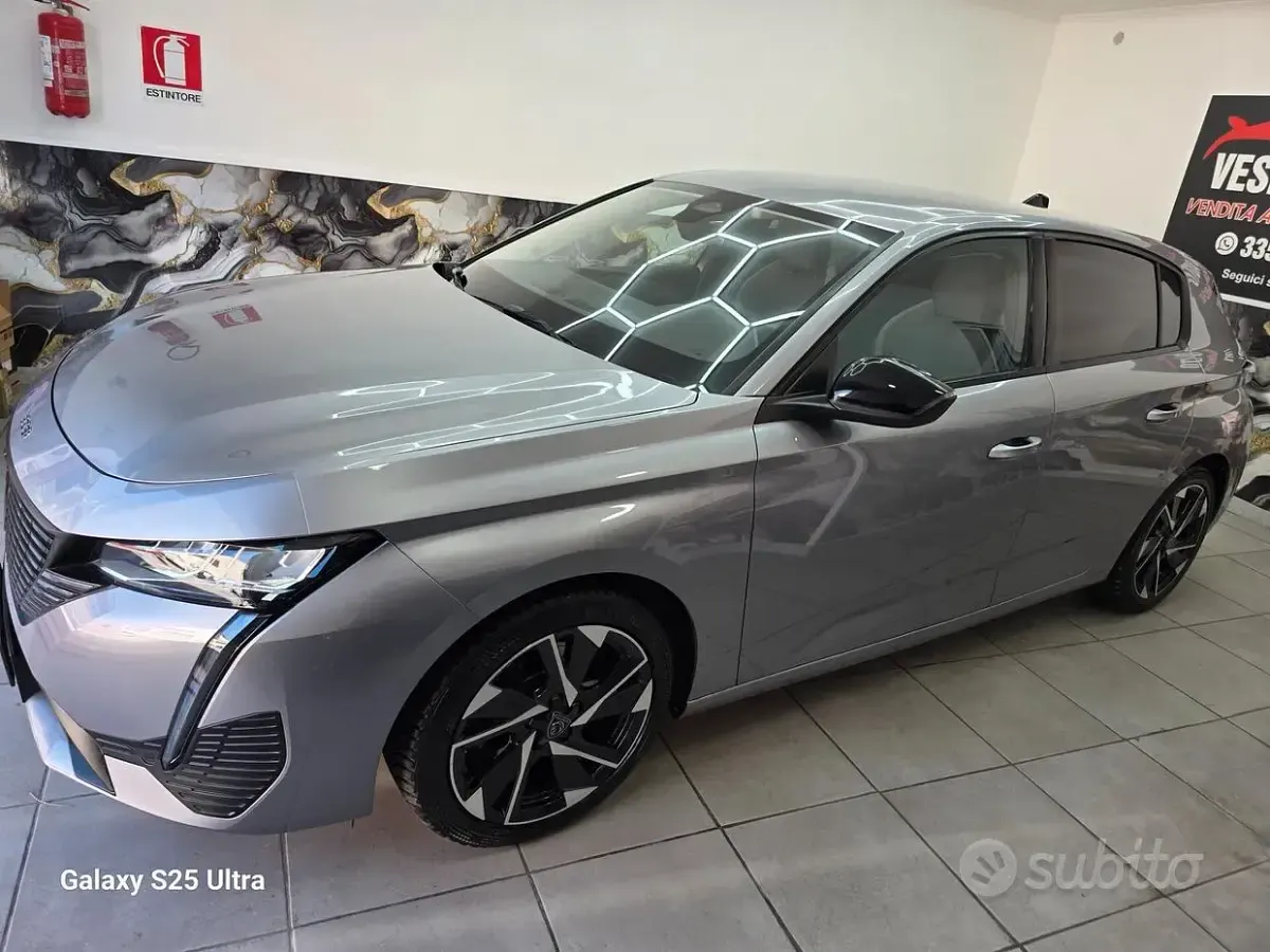 Usata Peugeot 308 Allure 131 CV (96 kW) 2022 Grigio Berlina