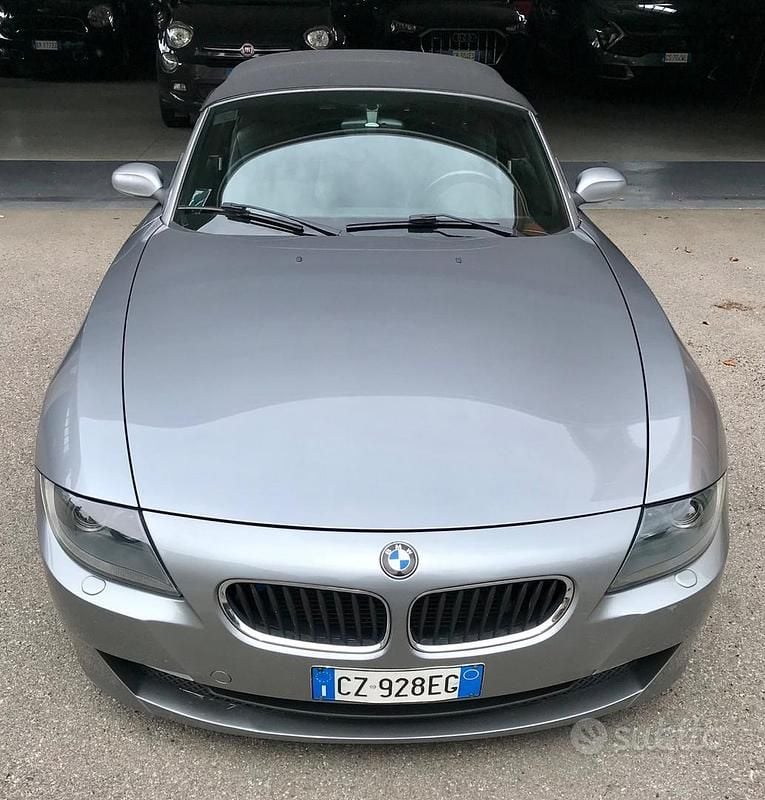 Usata BMW Z4 Comfort Edition 150 CV (110 kW) 2006 Grigio Cabrio