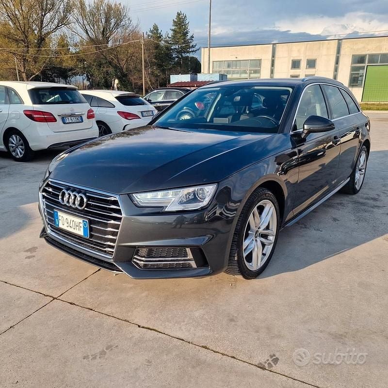 Usata Audi A4 Business Plus 190 CV (139 kW) 2015 Grigio Station wagon