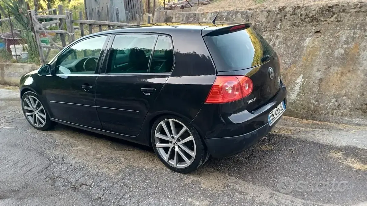 Usata VW Golf VI GT 140 CV (102 kW) 2008 Nero Utilitaria