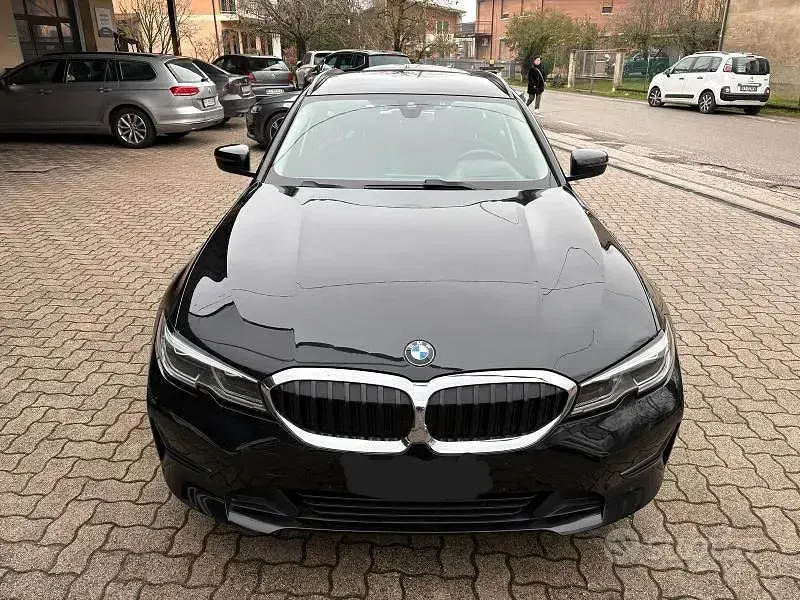 Usata BMW 318 Efficient Dynamics 150 CV (110 kW) 2020 Station wagon