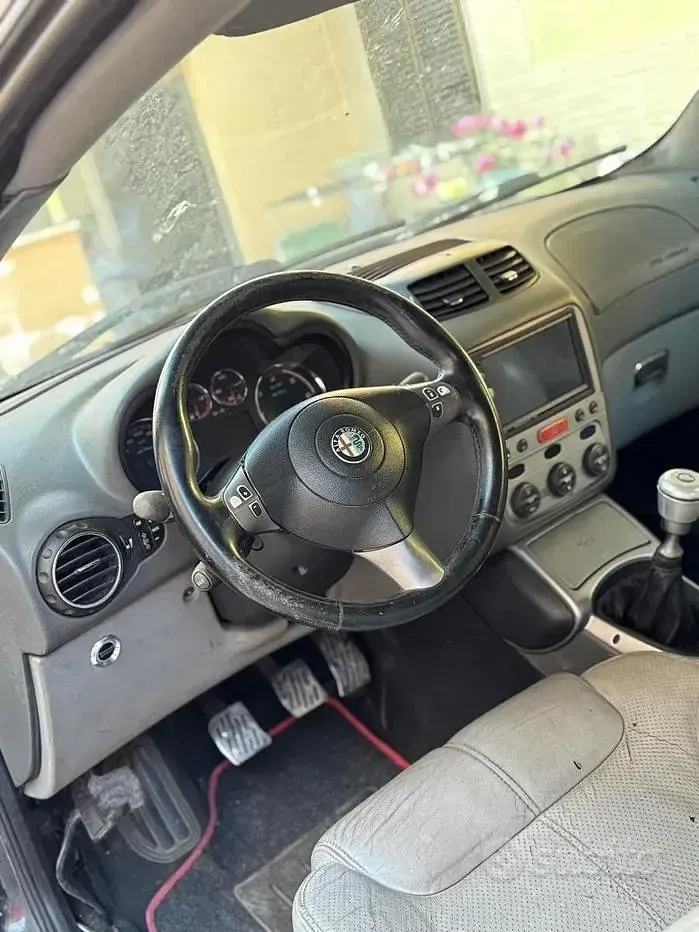 Usata Alfa Romeo GT 150 CV (110 kW) 2004 Nero Coupé