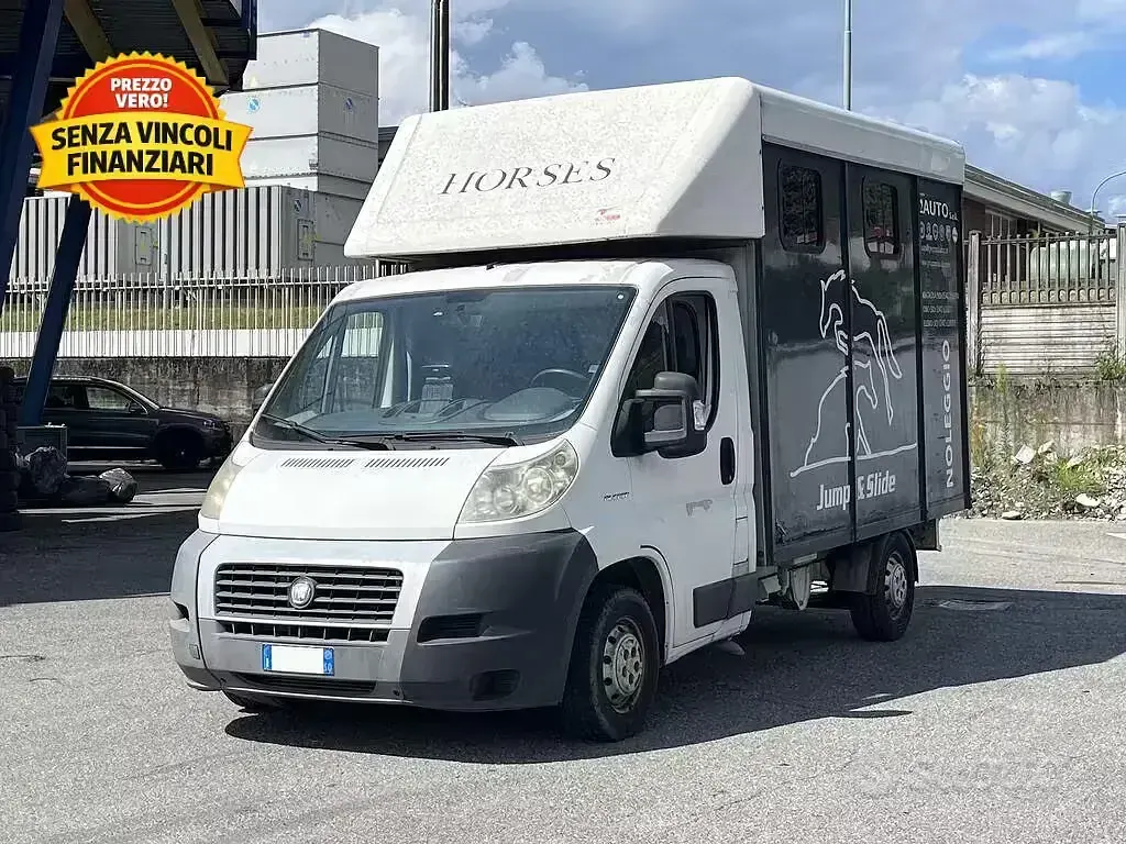 Usata Fiat Ducato 33 120 CV (88 kW) 2009 Furgone