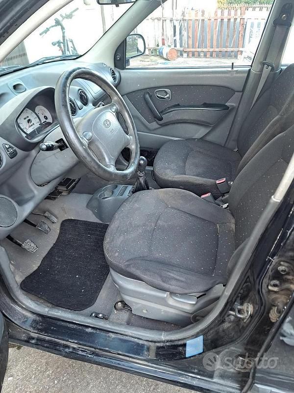 Usata Hyundai Atos Prime 59 CV (43 kW) 2002 Nero Utilitaria