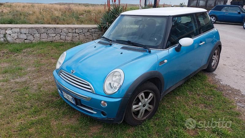 Usata Mini Cooper 2005 Blu Utilitaria