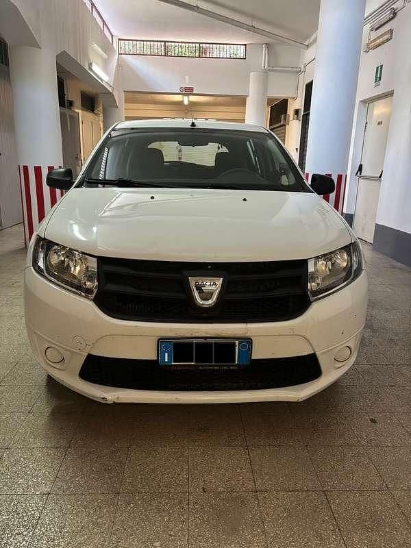 Usata Dacia Sandero 75 CV (55 kW) 2015 Berlina