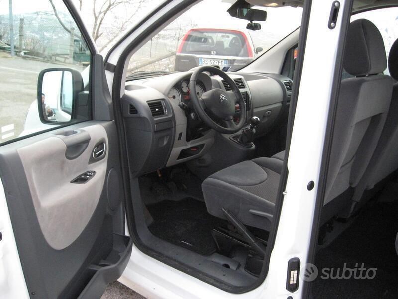 Usata Citroën Jumpy 163 CV (119 kW) 2012 Bianco Monovolume