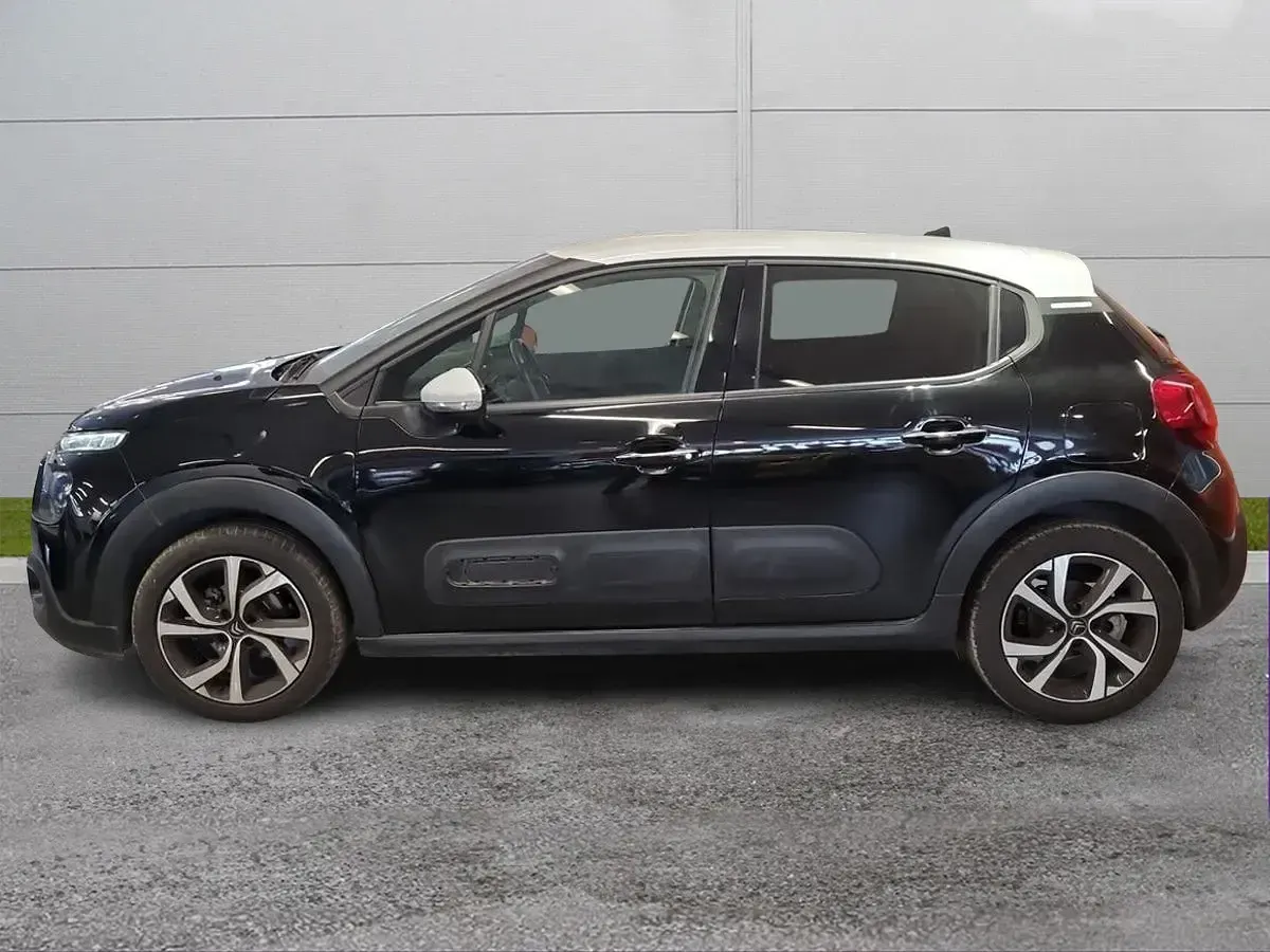 Usata Citroën C3 Shine 110 CV (80 kW) 2022 Night black Utilitaria