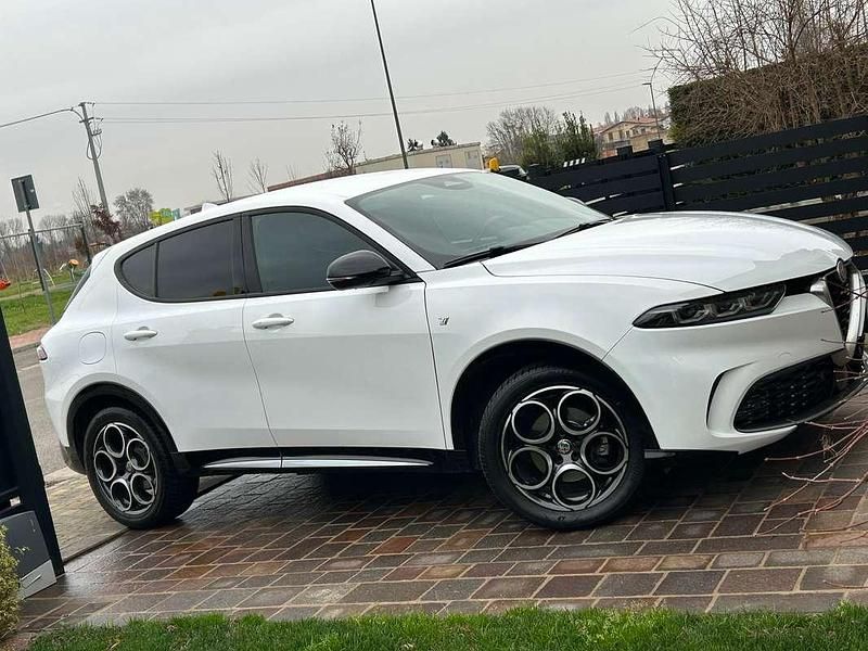 Usata Alfa Romeo Tonale Ti 131 CV (96 kW) 2023 Bianco SUV