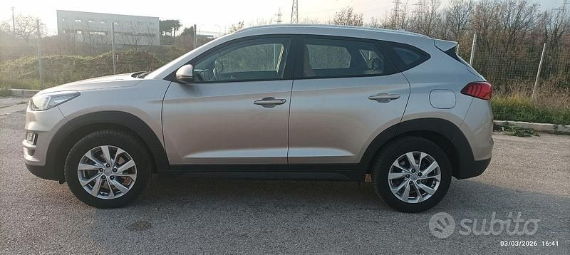 Usata Hyundai Tucson 115 CV (84 kW) 2020 Grigio SUV