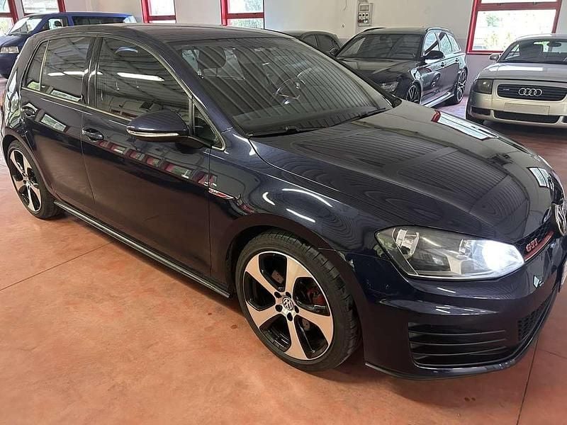 Usata VW Golf VII GTI 230 CV (169 kW) 2016 Berlina