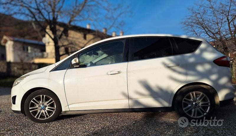 Usata Ford C-MAX Titanium 115 CV (84 kW) 2014 Bianco Monovolume