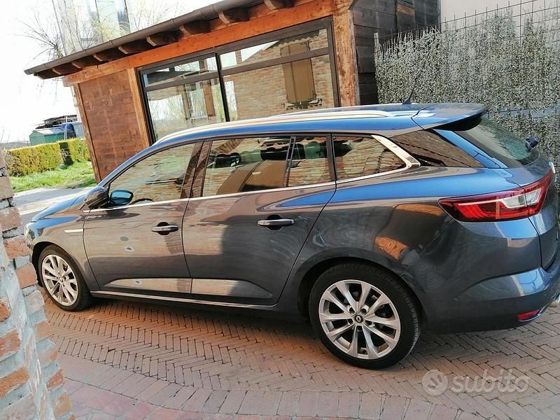 Usata Renault Mégane GrandTour Intens 110 CV (80 kW) 2018 Station wagon