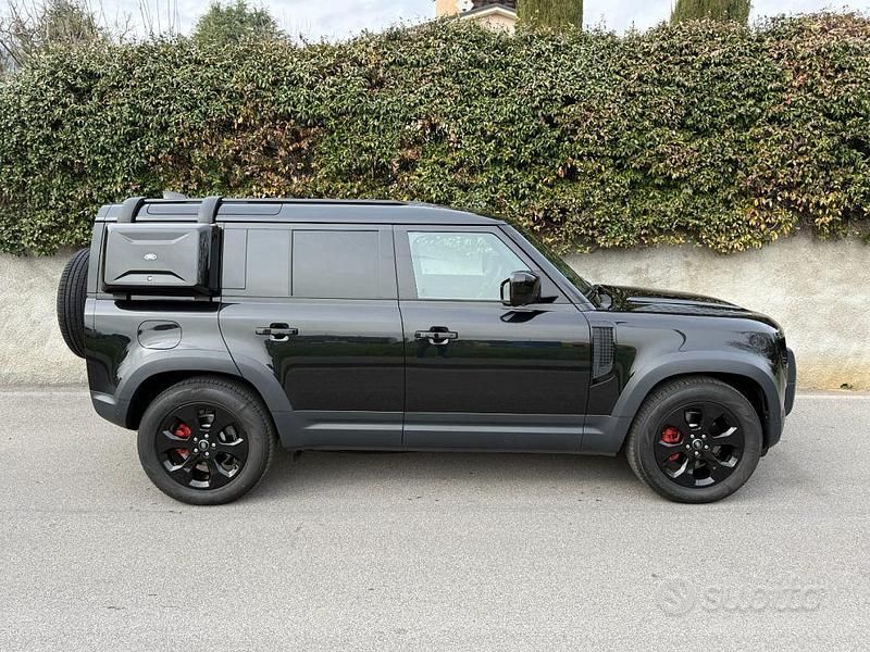 Usata Land Rover Defender SE 2024 Nero SUV